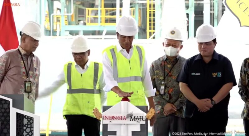 Presiden Jokowi meresmikan pabrik pupuk NPK PT. Pupuk Iskandar Muda, di Aceh Utara, Aceh, Jumat (10/02/2023) pagi.